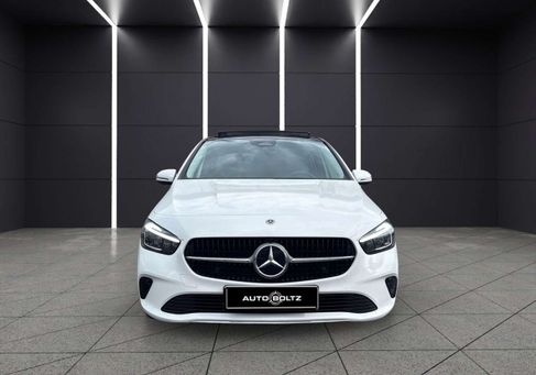 Mercedes-Benz B 180, 2024