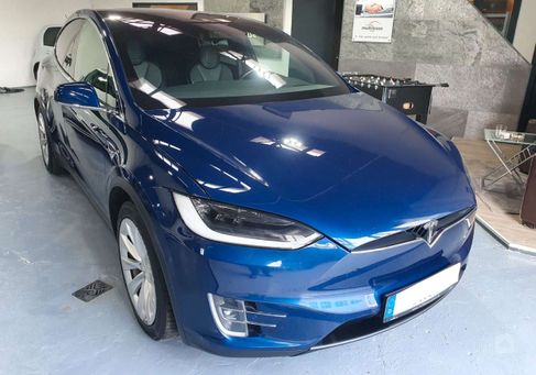 Tesla Model X, 2018