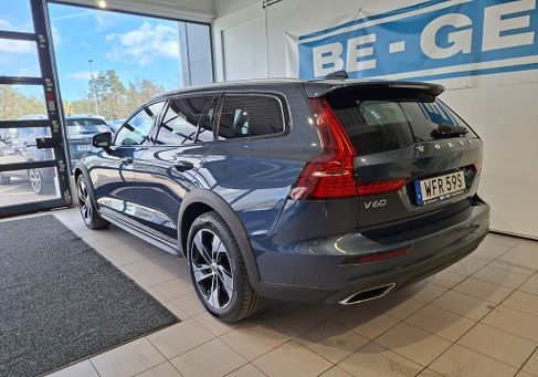 Volvo V60 Cross Country, 2020