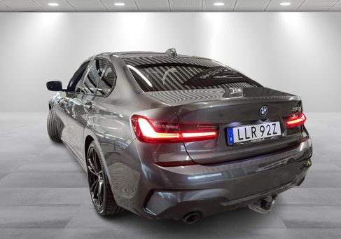BMW 330, 2022 3