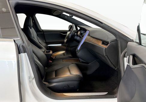 Tesla Model S, 2020