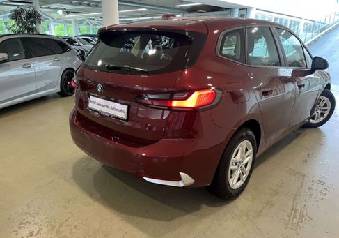 BMW 218, 2022 3
