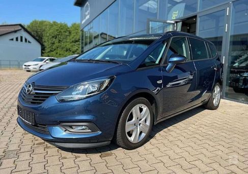 Opel Zafira, 2017