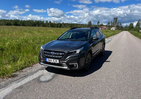 Subaru OUTBACK, 2025