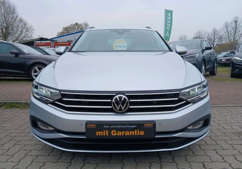 Volkswagen Passat Variant, 2022 3