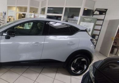 Renault Captur, 2025