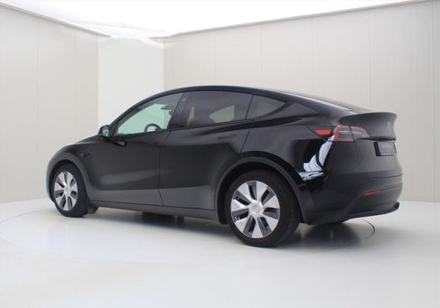 Tesla Model Y, 2023 3