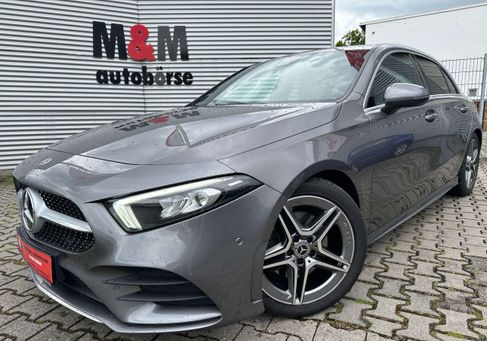 Mercedes-Benz A 220, 2022