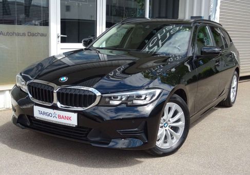 BMW 318, 2022