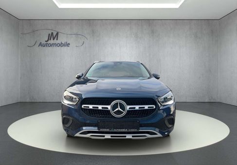 Mercedes-Benz GLA 250, 2021