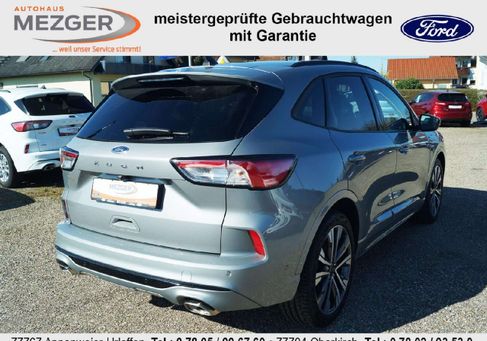 Ford Kuga, 2022