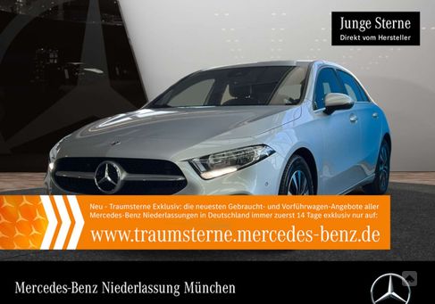 Mercedes-Benz A 180, 2023