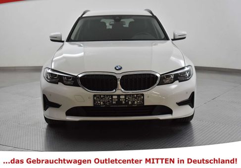 BMW 318, 2021
