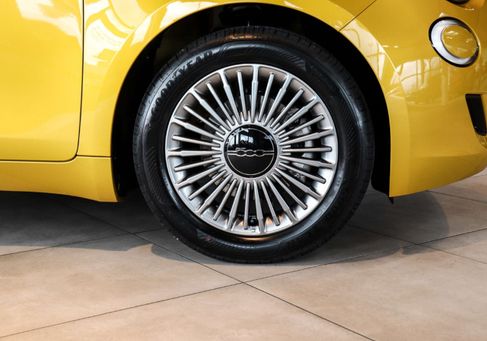 Fiat 500, 2025