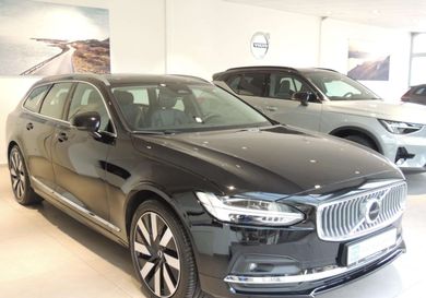 Volvo V90, 2022