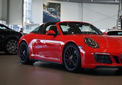 Porsche 911, 2018