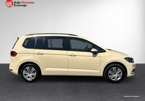 Volkswagen Touran, 2024 3