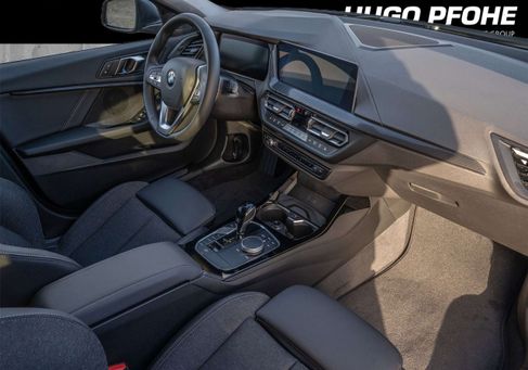 BMW 118, 2024