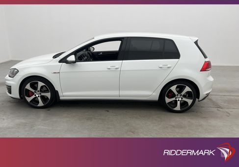 Volkswagen Golf, 2015