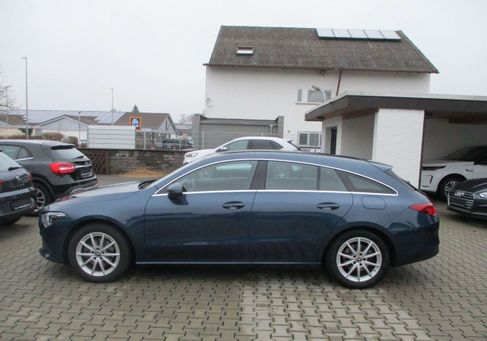 Mercedes-Benz CLA 200, 2021