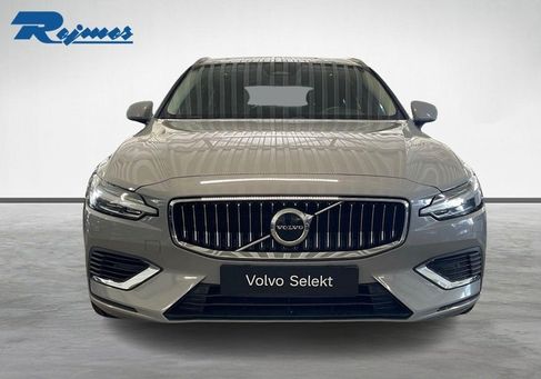 Volvo V60, 2025