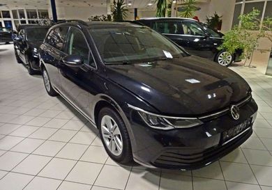 Volkswagen Golf, 2022