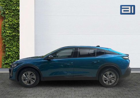 Peugeot 408, 2025