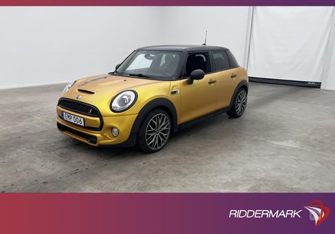 MINI, 2015