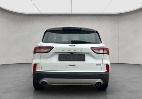 Ford Kuga, 2022