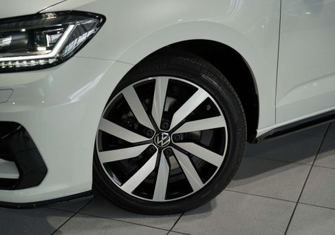 Volkswagen Touran, 2021