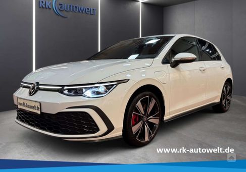 Volkswagen Golf, 2020