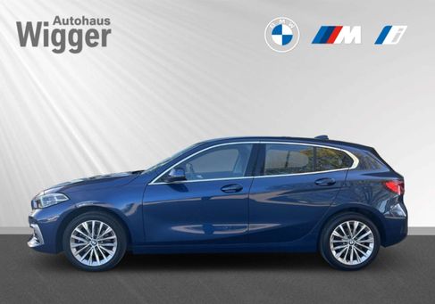 BMW 118, 2022