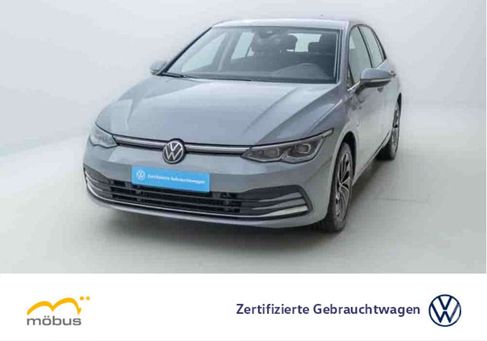 Volkswagen Golf, 2022