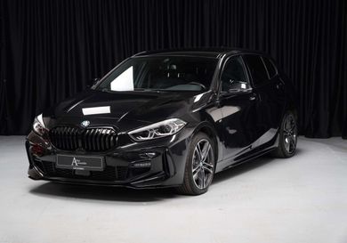BMW 120, 2022