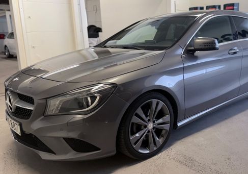 Mercedes-Benz CLA 220 Shooting Brake, 2016