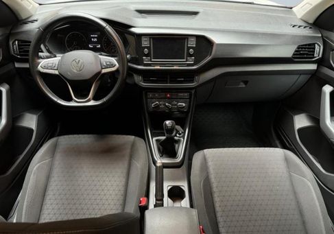 Volkswagen T-Cross, 2021