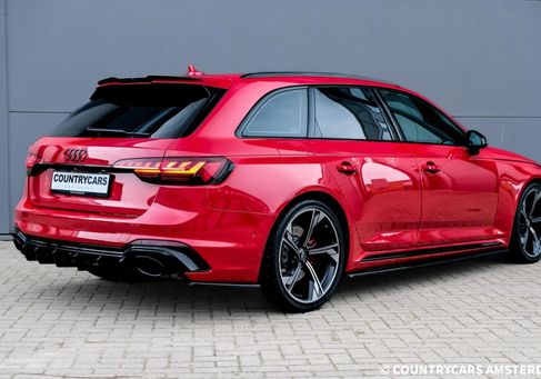 Audi RS4, 2020