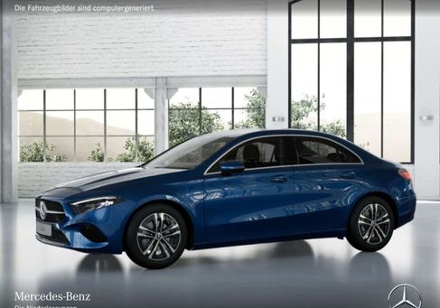 Mercedes-Benz A 200, 2025