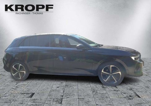 Opel Astra, 2022