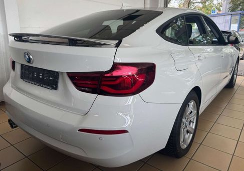 BMW 320, 2020