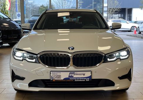 BMW 318, 2021