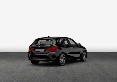 BMW 118, 2024