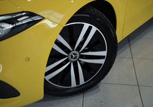 Mercedes-Benz A 200, 2020