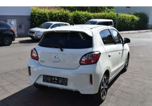 Mitsubishi Space Star, 2023