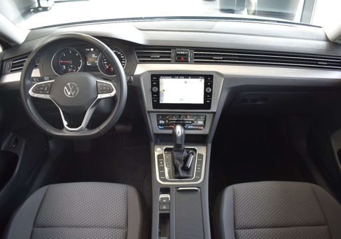 Volkswagen Passat Variant, 2024 3