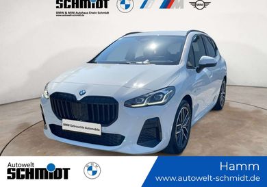 BMW 220, 2025
