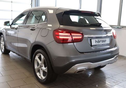 Mercedes-Benz GLA 200, 2017