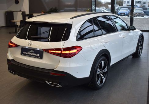 Mercedes-Benz C 220, 2023