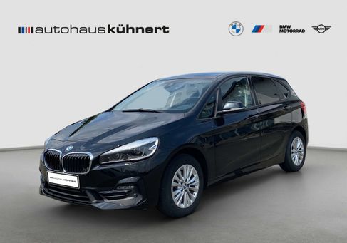 BMW 218, 2020