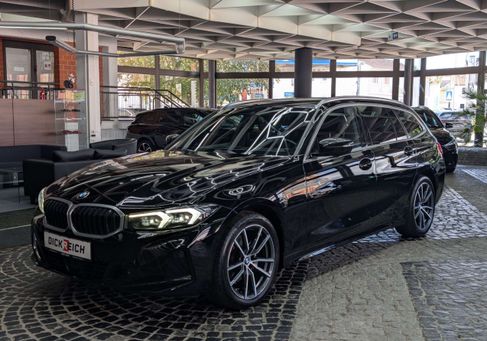 BMW 320, 2023 3